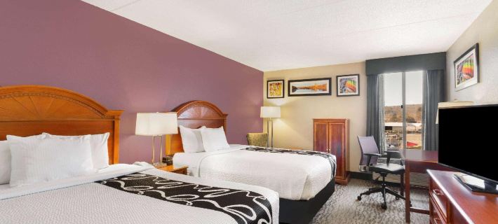 La Quinta Inn by Wyndham Binghamton - Johnson City Hotels in Broome County