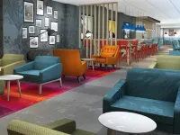 Travelodge London Central Waterloo - 주차장