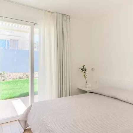 Stunning Capo Falcone Charming Apartments No9821