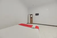 RedDoorz Syariah Near Ramayana Mall Tarakan Отели в г. 
