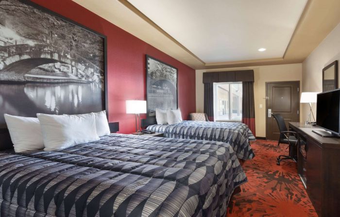 Super 8 by Wyndham Karnes City