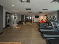 Hilton Winnipeg Airport Suites - ที่มีฟิตเนส