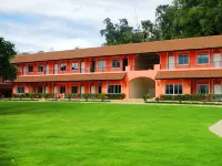 Aurora resort kanchanaburi Hotell i Lat Ya