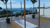 Blue Suites Hanamuro Hotels in Zamami