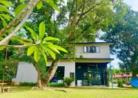 Mango's Park Port Dickson by Zuzu โรงแรมใน