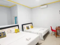 Penginapan Kurnia Sluke Hotel a 