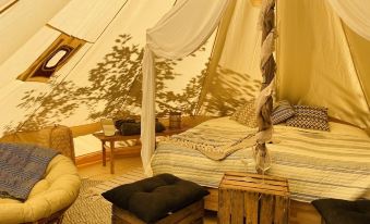 Koh Tenta a b&b in a Luxury Glamping Style