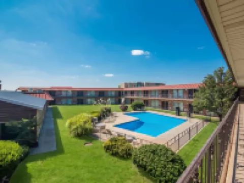 Rodeway Inn Hotels in McPherson