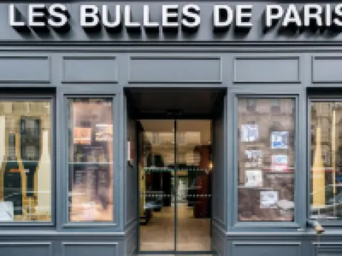 Hotel les Bulles de Paris Hotels near Notre-Dame Cathedral of Paris