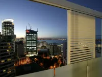 The Quadrant Hotel & Suites - Sea View