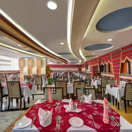 Sharjah Palace Hotel