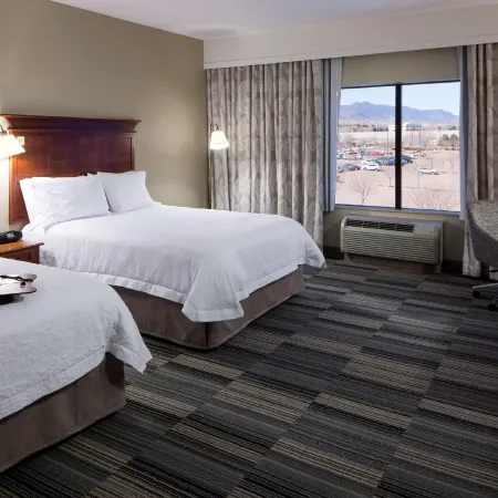 Hampton Inn & Suites Colorado Springs/I-25 South Отели рядом с достопримечательностью «Зоопарк Шайенн-Маунтин»