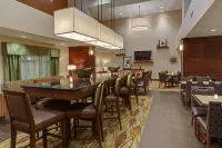 Hampton Inn & Suites Macon I-75 North