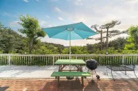 Taean (Anmyeondo) Grumpy House Pension