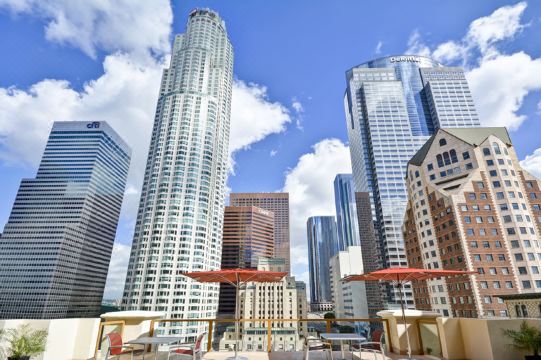 힐튼 체커스 루프탑