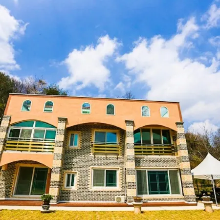 Muju Solhyanggi Pension