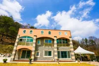 Muju Solhyanggi Pension Hotels near Deogyusan National Park