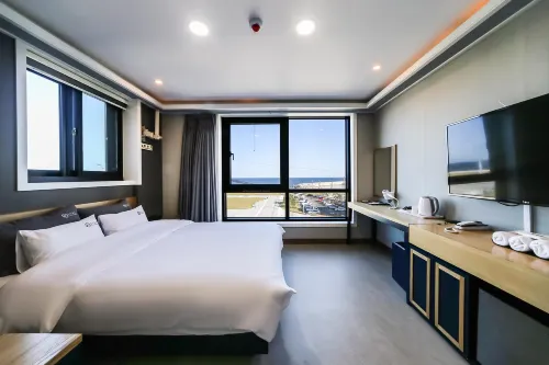 Yeongdeok Ganggu Port Stay