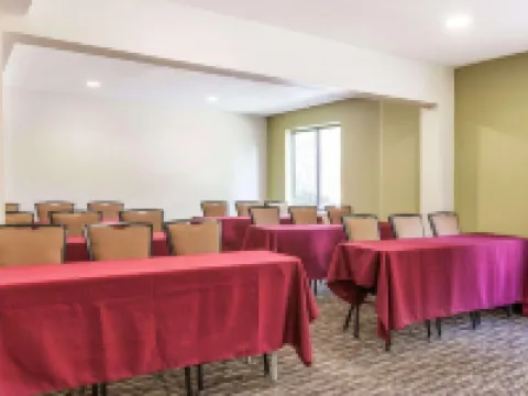 Quality Inn Lincoln Cornhusker Hotels in Lincoln