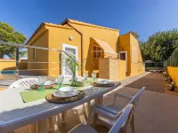 Ernestina Hotels in Deltebre