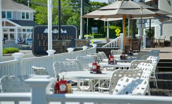 Hyannis Harbor Hotel