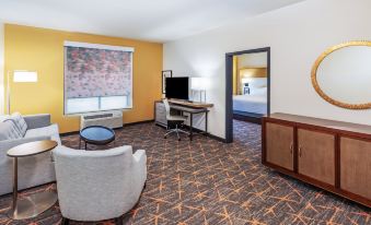 Holiday Inn & Suites Stillwater - University West