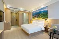Starway Hotel (Nanjing Ginkgo Lake Avenue) Hotels in Nanjing