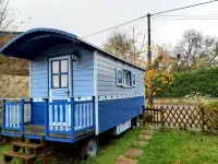 Cozy Little Blue Caravan in Scy Belgique Hotels in Hamois