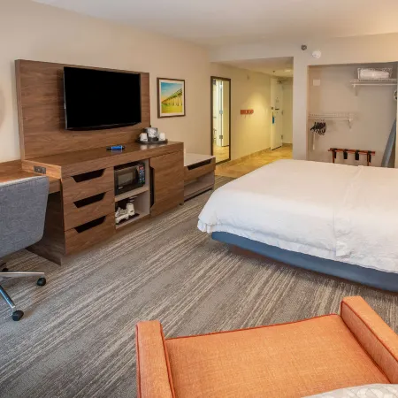 Hampton Inn Pensacola-Airport (Cordova Mall Area)