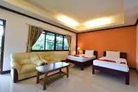 Pechmaneekan Beach Resort Hotel a Distretto di Sai Yok
