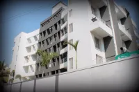 StayBird - Icon Bliss, An Apartment Hotel, Kharadi - Bed and Breakfasts