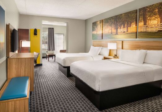 데이즈 인 & 스위트 바이 윈드햄 랭커스터 아미쉬 컨트리