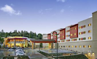 The Hotel at Black Oak Casino Resort