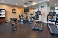 Holiday Inn Vancouver-Centre (Broadway) by IHG - 駐車場