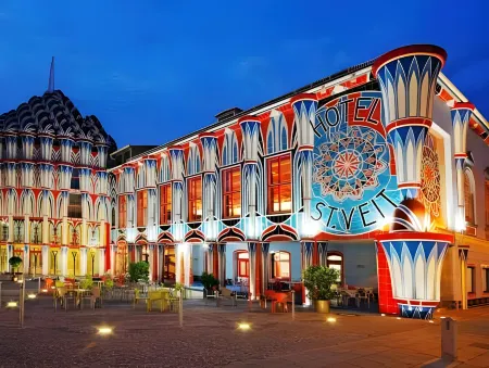 Hotel Fuchspalast Отели в г. Zweinitz