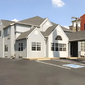 Microtel Inn & Suites by Wyndham Murfreesboro