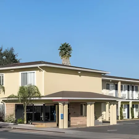 Travelodge by Wyndham Gallipolis