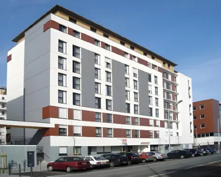 Séjours & Affaires Angers Atrium Hoteles en Angers