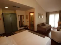 Albergo della Roccia Hotel a Fornovo di Taro