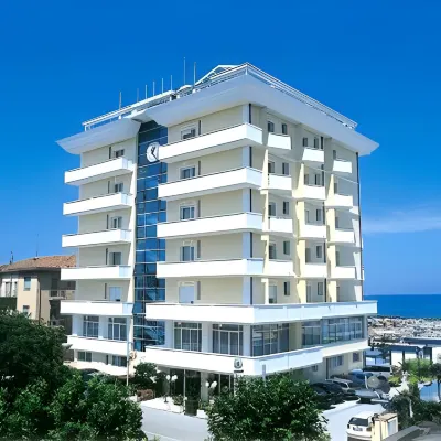 Hotel Imperial Beach - Dada Hotels マリーナ・チェントロ周辺のホテル