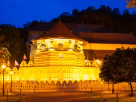 Radisson Hotel Kandy فنادق في كاندي