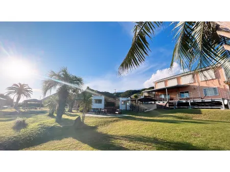 Palm Village Отели рядом с достопримечательностью «Nojimasaki Lighthouse»