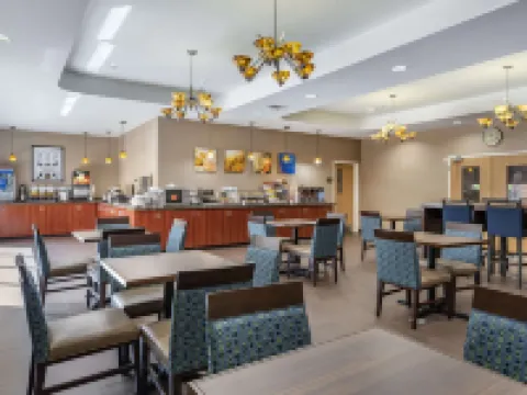 機場舒適套房酒店 弗洛伍德酒店