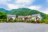 Miryang Firefly Pension Hotels near Pyochungsa