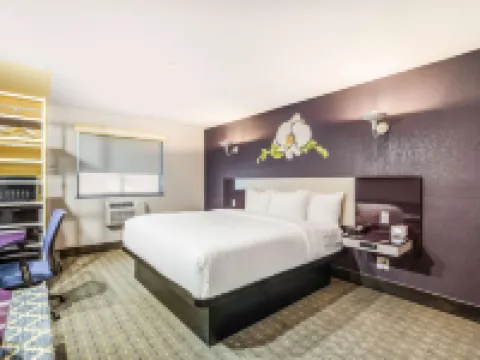 Clarion Pointe Tallahassee-State Capitol Hotels in Tallahassee