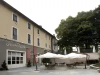 Hotel Cascina di Corte فنادق في Borgaro Torinese