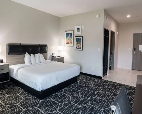 La Quinta Inn & Suites by Wyndham Corpus Christi Southeast Hotels in Nueces County