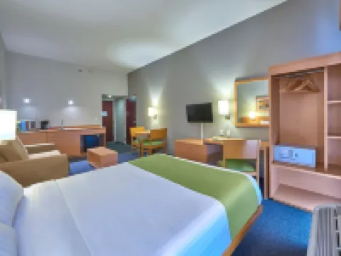 シティエクスプレス バイ マリオット セラヤ パルケ セラヤのホテル