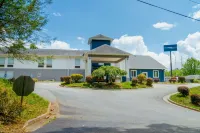 Clarion Pointe-Dillard Near Blue Ridge Mountains Hotels near Piggly Wiggly