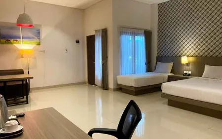 Crystal Inn Hotel Batu